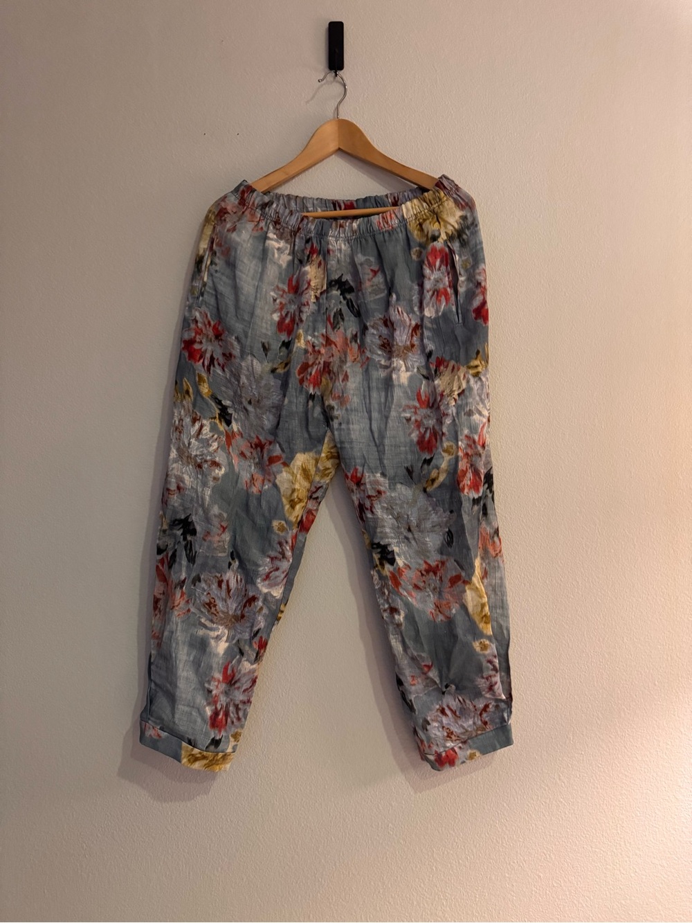 Zara Floral Ankle Pants in Gray, Yellow & Red
